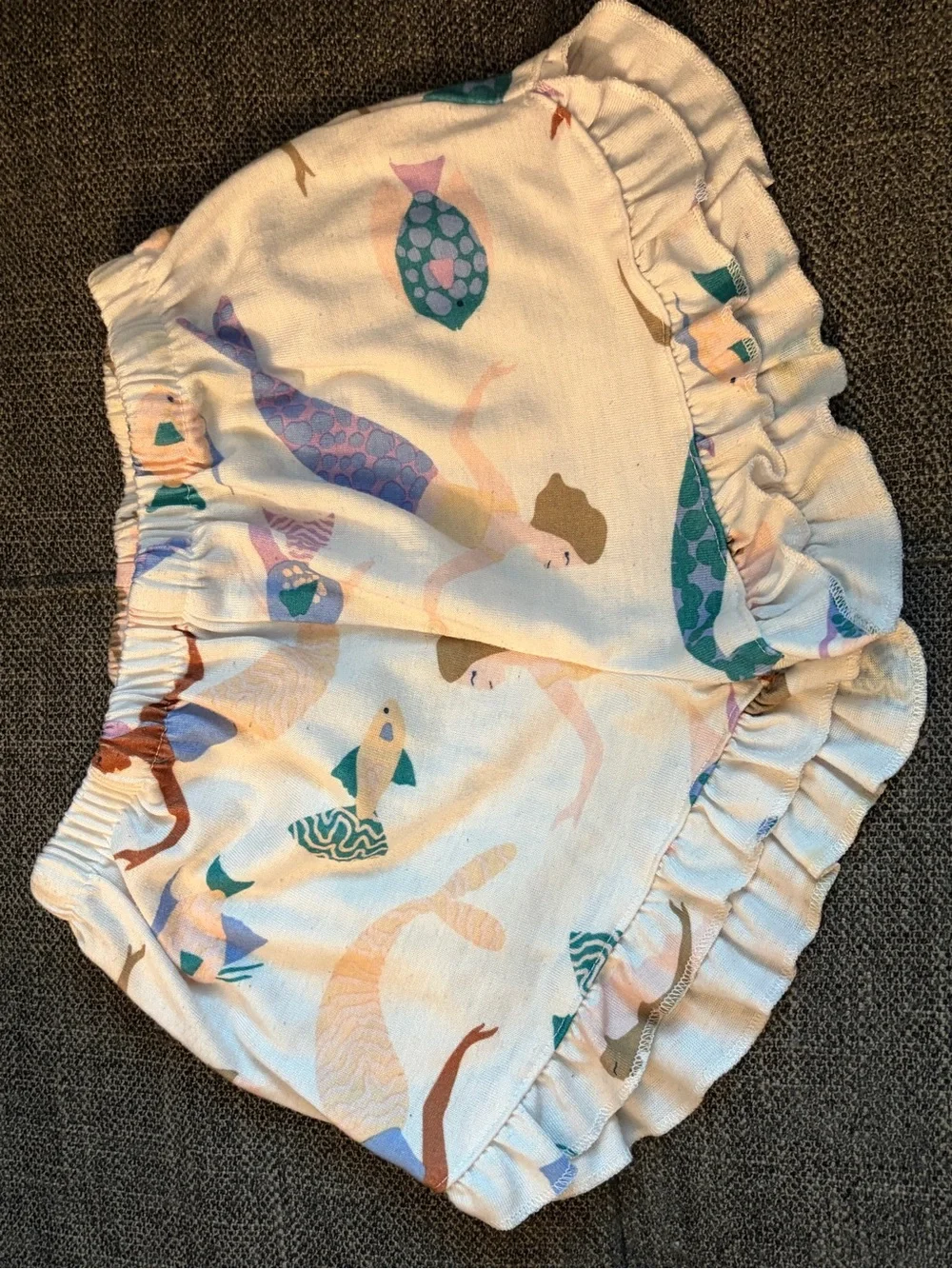 Carter’s 3T Mermaid Print Ruffle Shorts -